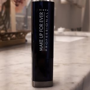 Make up forever rogue artist intense lipstick 18